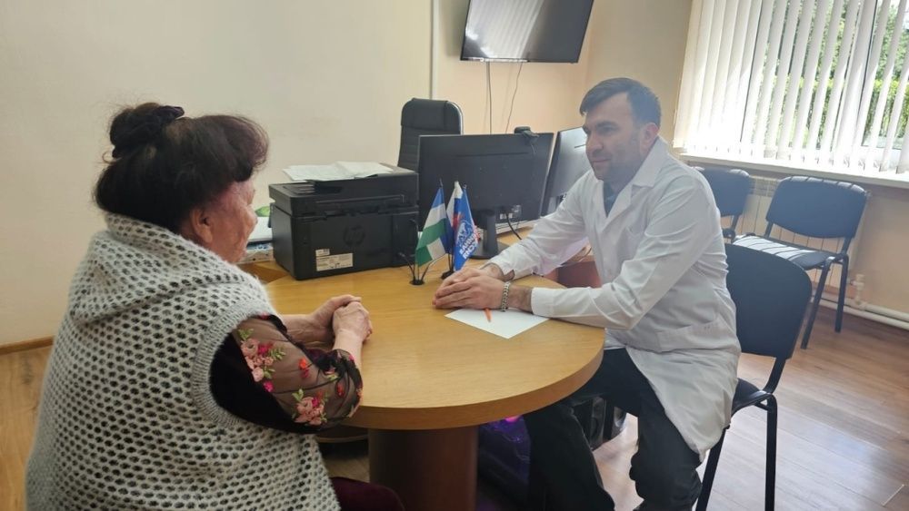 Сегодня Рамиль Римович Гизтдинов, главный врач Ермекеевской ЦРБ, провёл личный приём
